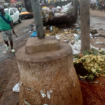 Drame de la route à Yaoundé : Un camion écrase un taxi, plusieurs passagers coincés